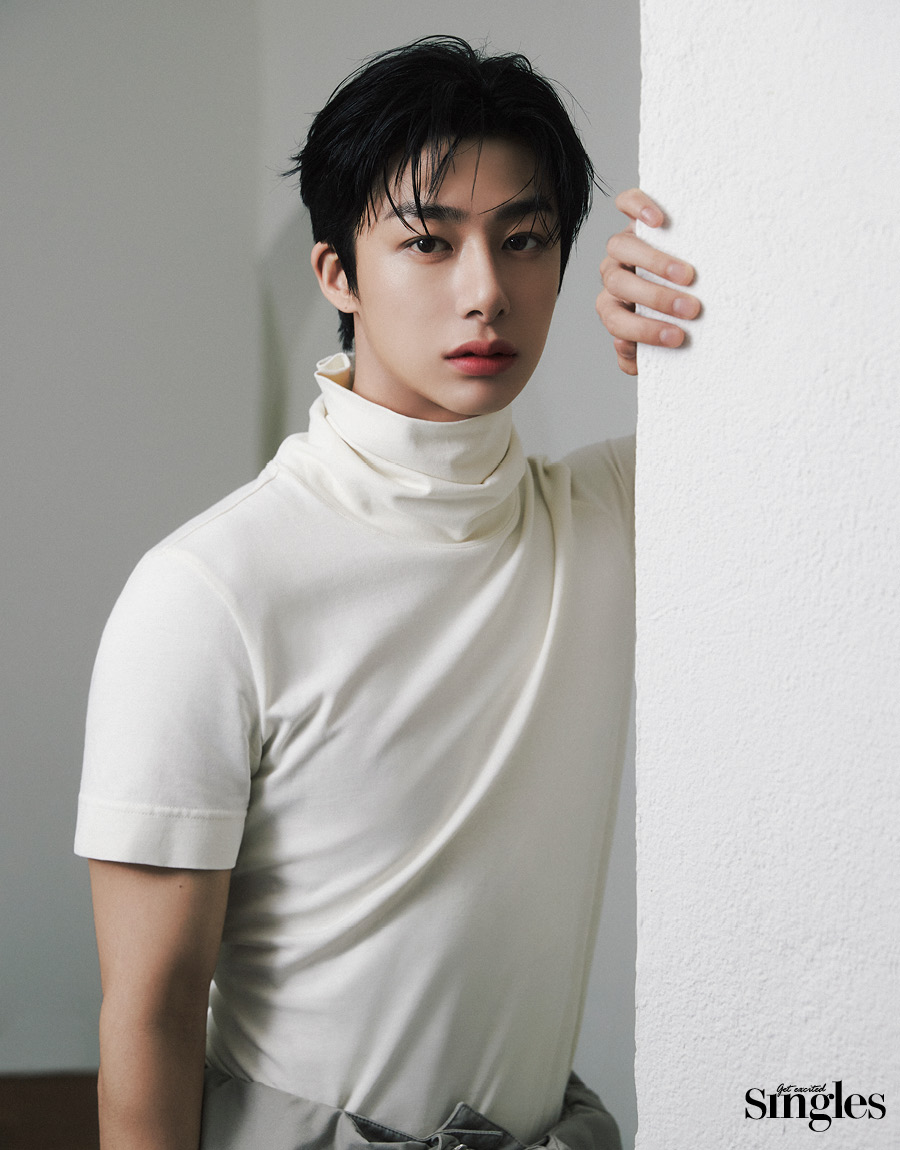 몬스타엑스 형원과 지방시 뷰티가 등장하는 싱글즈 화